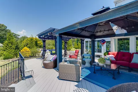 Exterior - 3300 Hidden River View Rd, Annapolis, MD 21403 photo 8 of 20