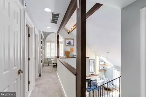 Entry Way - 3300 Hidden River View Rd, Annapolis, MD 21403 photo 5 of 7