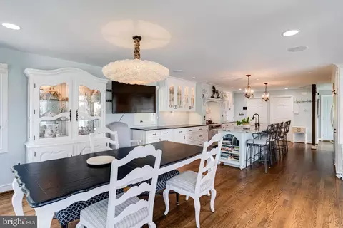Dining - 3300 Hidden River View Rd, Annapolis, MD 21403 photo 4 of 4