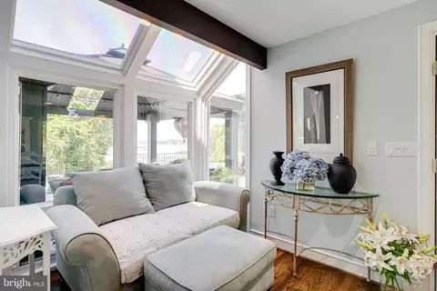 Entry Way - 3300 Hidden River View Rd, Annapolis, MD 21403 photo 4 of 7