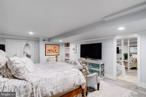 Bedroom - 3300 Hidden River View Rd, Annapolis, MD 21403 photo 15 of 17