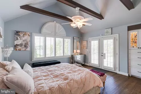 Bedroom - 3300 Hidden River View Rd, Annapolis, MD 21403 photo 3 of 17