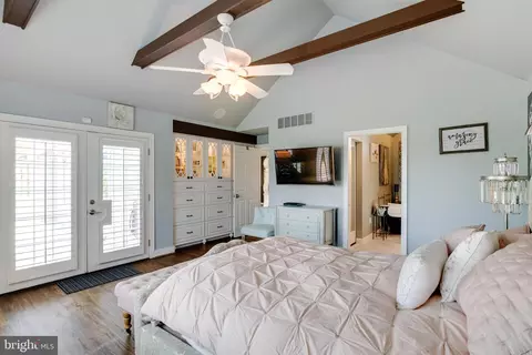Bedroom - 3300 Hidden River View Rd, Annapolis, MD 21403 photo 5 of 17
