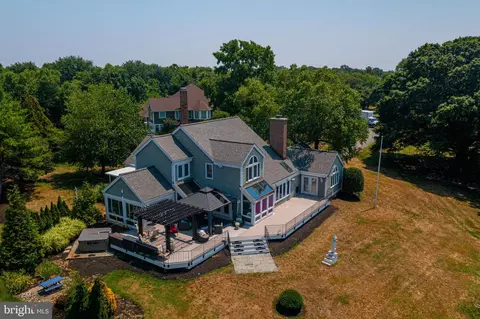 Exterior - 3300 Hidden River View Rd, Annapolis, MD 21403 photo 1 of 20