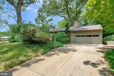 22 Romar Dr, Annapolis, MD 21403 photo 2