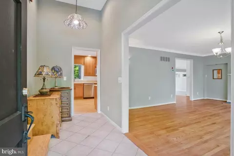 22 Romar Dr, Annapolis, MD 21403 photo 4