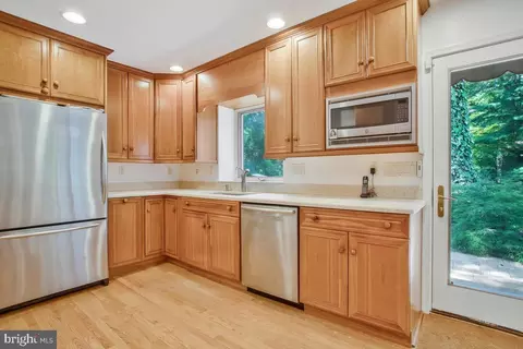 22 Romar Dr, Annapolis, MD 21403 photo 9