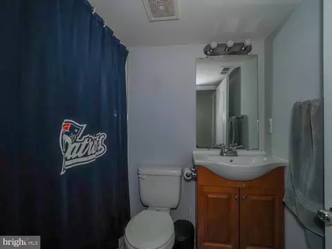 271 Carroll Rd, Pasadena, MD 21122 photo 32