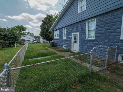 271 Carroll Rd, Pasadena, MD 21122 photo 5