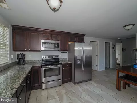 271 Carroll Rd, Pasadena, MD 21122 photo 28