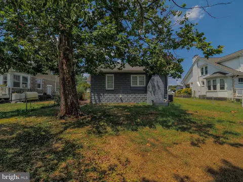271 Carroll Rd, Pasadena, MD 21122 photo 10