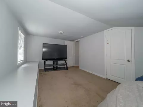 271 Carroll Rd, Pasadena, MD 21122 photo 39