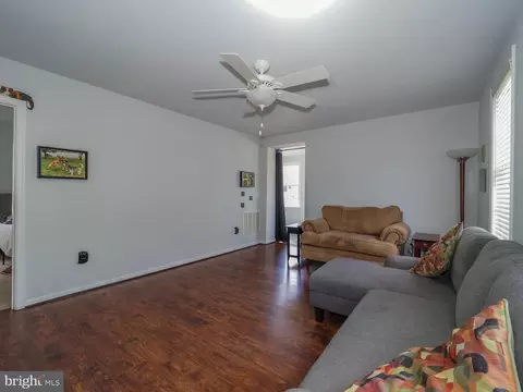 271 Carroll Rd, Pasadena, MD 21122 photo 18