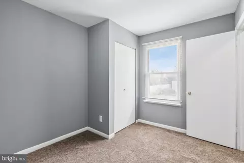 Bedroom - 1112 Forest Dr, Annapolis, MD 21403 photo 2 of 2