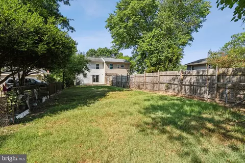 Exterior - 1112 Forest Dr, Annapolis, MD 21403 photo 5 of 5