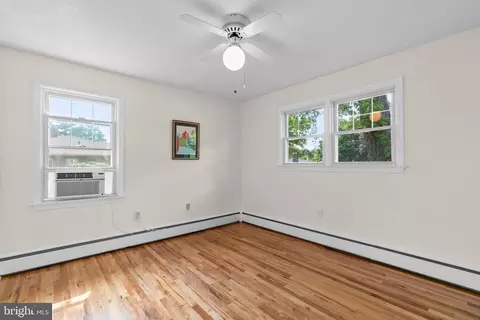 Bedroom - 109 Boyd Dr, Annapolis, MD 21403 photo 1 of 8