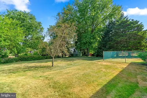 Exterior - 109 Boyd Dr, Annapolis, MD 21403 photo 6 of 6