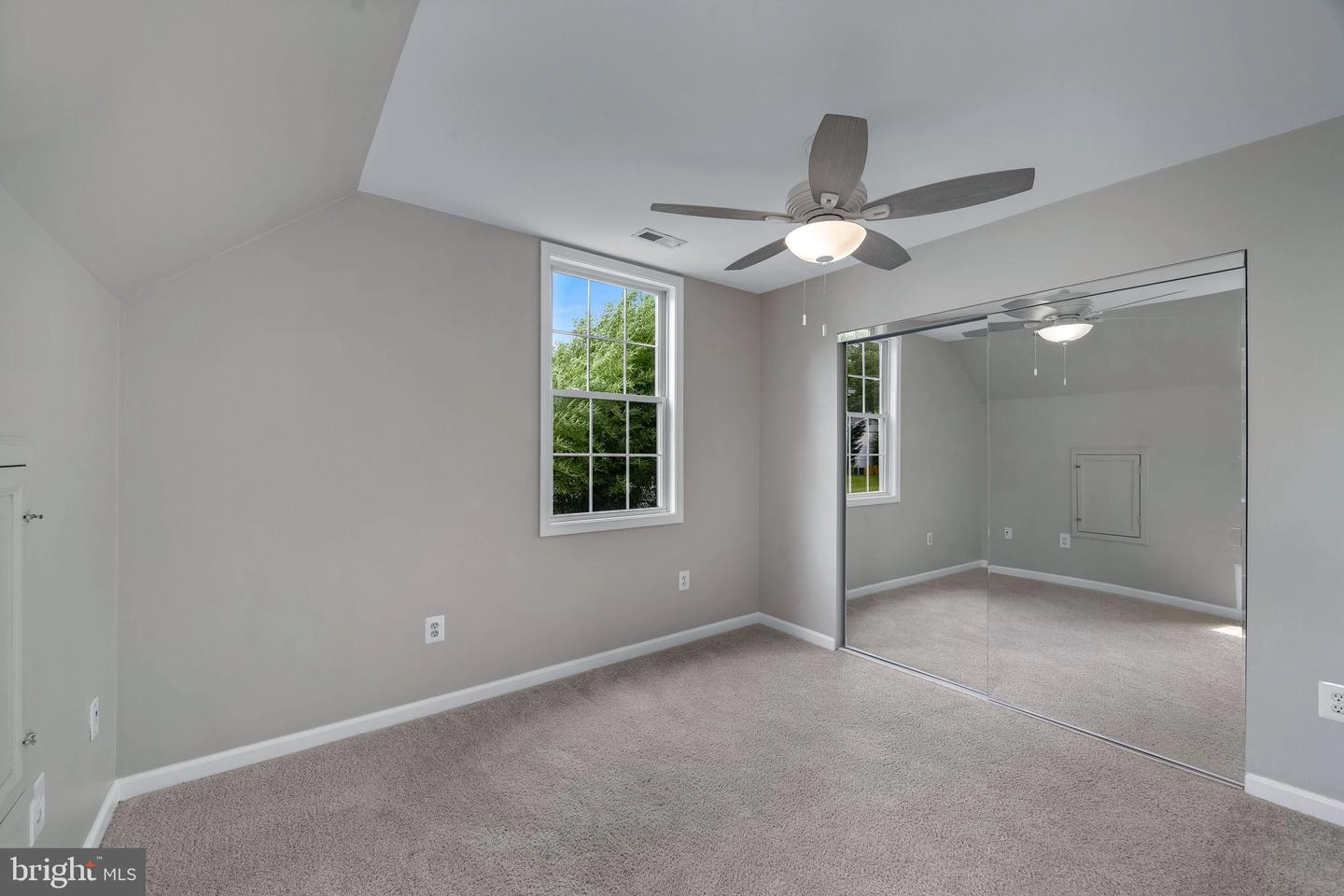 269 9th St, Pasadena, MD 21122 photo 19