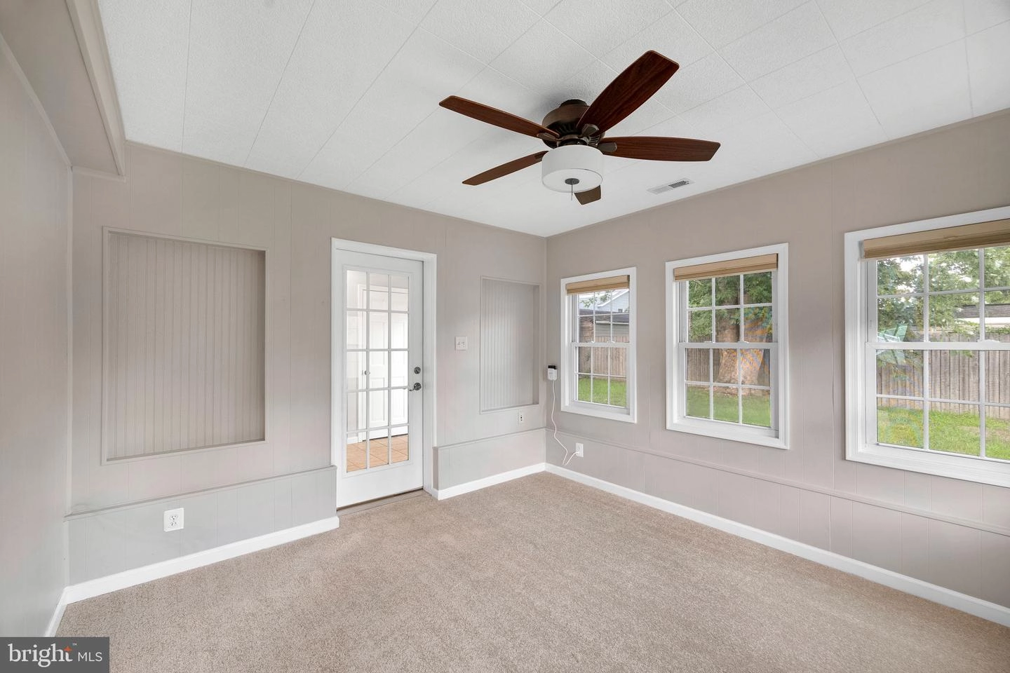 269 9th St, Pasadena, MD 21122 photo 10