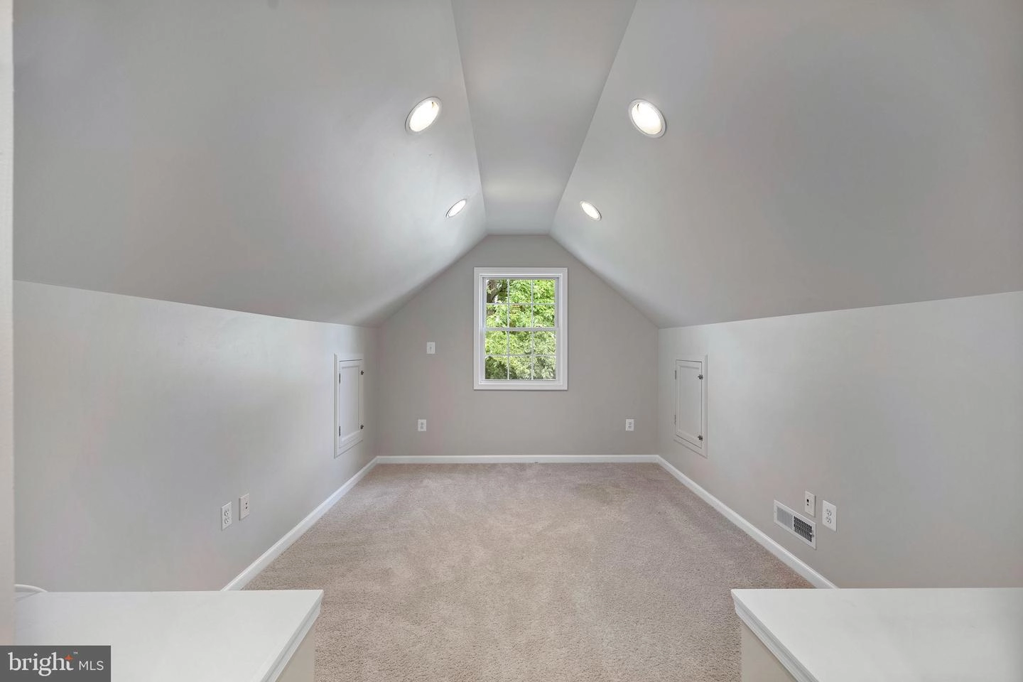 269 9th St, Pasadena, MD 21122 photo 24