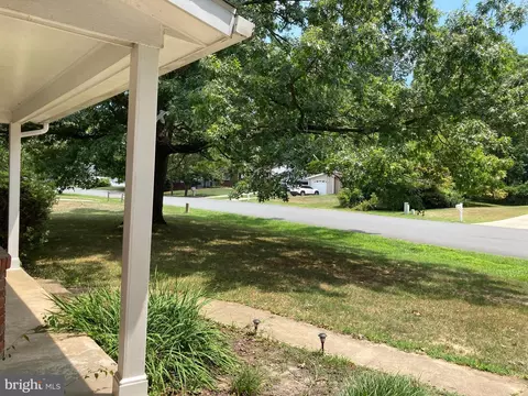 1500 Marco Dr, Pasadena, MD 21122 photo 3