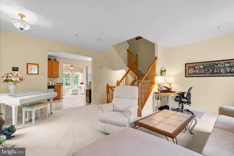 12 Millhaven Ct, Edgewater, MD 21037 photo 9