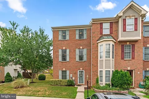 12 Millhaven Ct, Edgewater, MD 21037 photo 2