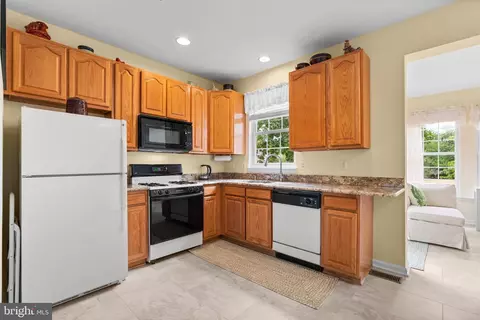 12 Millhaven Ct, Edgewater, MD 21037 photo 13