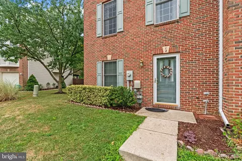 12 Millhaven Ct, Edgewater, MD 21037 photo 4