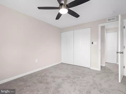 Bedroom - 8537 Neptune Dr, Pasadena, MD 21122 photo 5 of 6