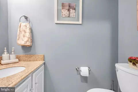 Bath - 319 Greenridge Dr, Dunkirk, MD 20754 photo 1 of 8