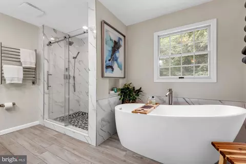 Bath - 319 Greenridge Dr, Dunkirk, MD 20754 photo 6 of 8