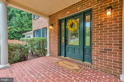 Exterior - 319 Greenridge Dr, Dunkirk, MD 20754 photo 7 of 19