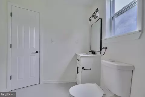 7811 Chesapeake Rd, Pasadena, MD 21122 photo 34