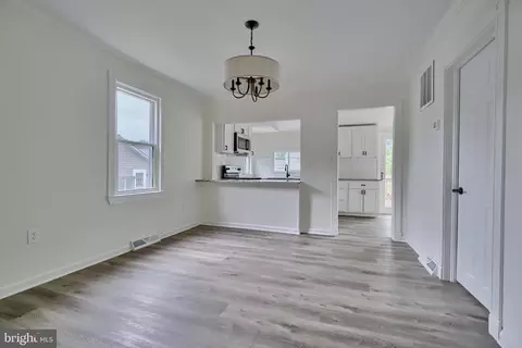 7811 Chesapeake Rd, Pasadena, MD 21122 photo 12
