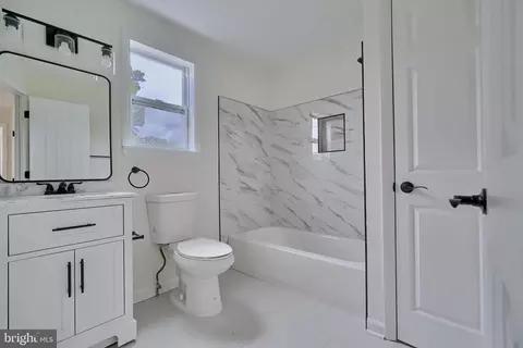7811 Chesapeake Rd, Pasadena, MD 21122 photo 31