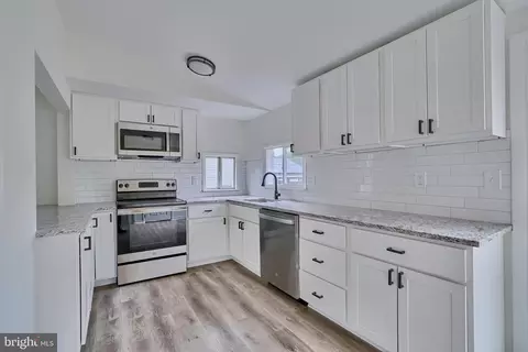 7811 Chesapeake Rd, Pasadena, MD 21122 photo 17