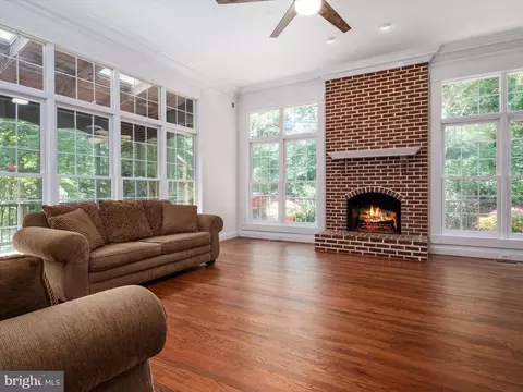 Living - 3437 Monarch Dr, Edgewater, MD 21037 photo 2 of 10