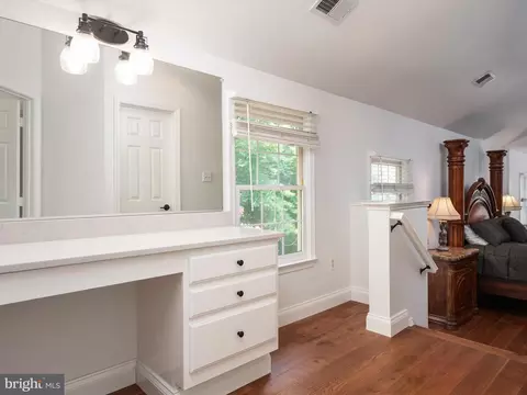 Entry Way - 3437 Monarch Dr, Edgewater, MD 21037 photo 3 of 4