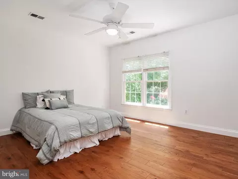 Bedroom - 3437 Monarch Dr, Edgewater, MD 21037 photo 3 of 10