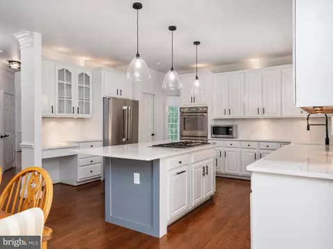 Kitchen - 3437 Monarch Dr, Edgewater, MD 21037 photo 2 of 4