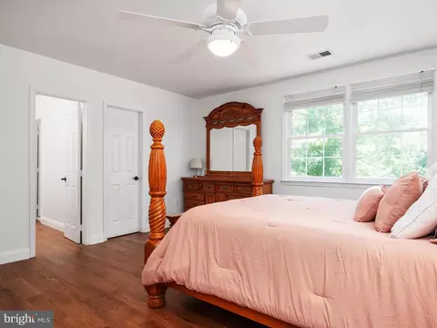 Bedroom - 3437 Monarch Dr, Edgewater, MD 21037 photo 6 of 10