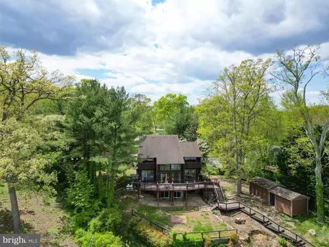 Other - 1552 Park Ln, Pasadena, MD 21122 photo 1 of 14