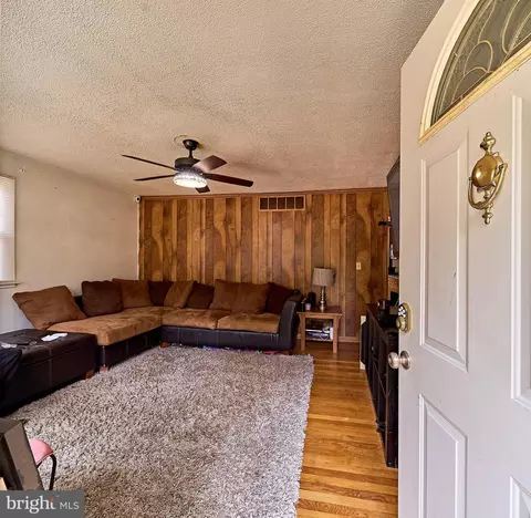 Entry Way - 1818 Cedar Dr, Severn, MD 21144 photo 1 of 7