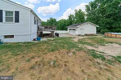 Exterior - 1818 Cedar Dr, Severn, MD 21144 photo 25 of 28