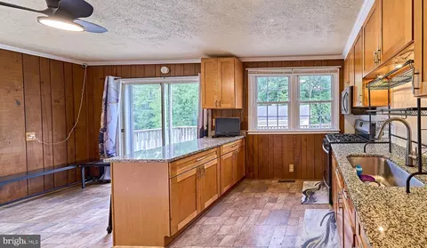Kitchen - 1818 Cedar Dr, Severn, MD 21144 photo 7 of 8