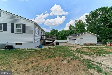 Exterior - 1818 Cedar Dr, Severn, MD 21144 photo 27 of 28
