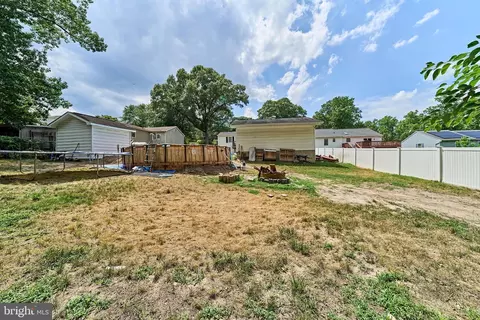 Exterior - 1818 Cedar Dr, Severn, MD 21144 photo 23 of 28