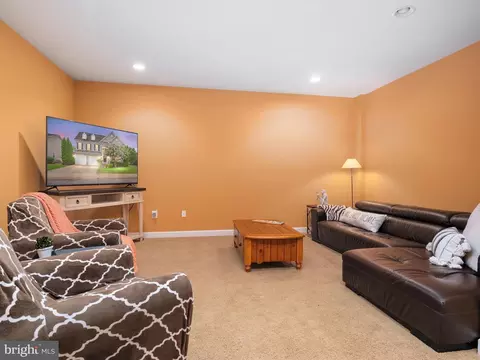 Living - 1914 Eamons Way, Annapolis, MD 21401 photo 5 of 5