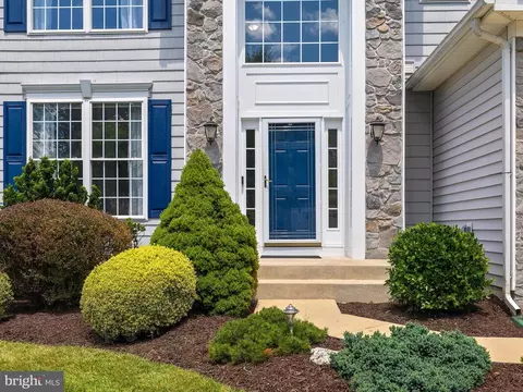 8024 Flora Ln, Pasadena, MD 21122 photo 5